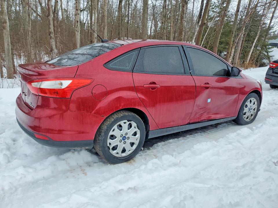 Photo 3 from auction – 2013 FORD FOCUS with VIN 1FADP3F25DL377537