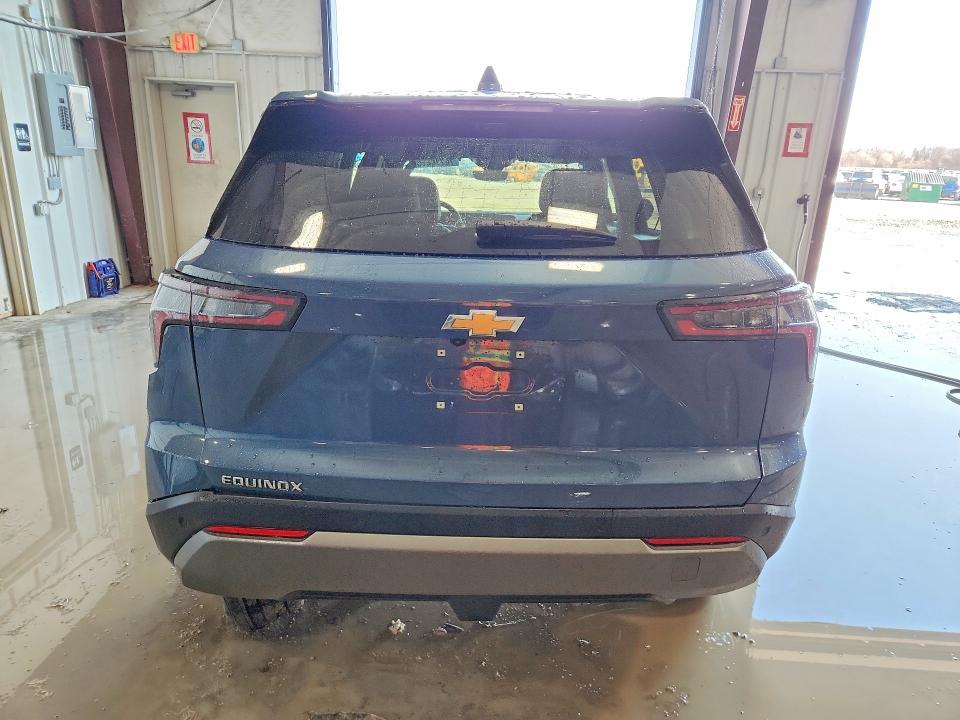 Photo 6 from auction – 2026 CHEVROLET EQUINOX with VIN 3GNAXHEG2TL268647