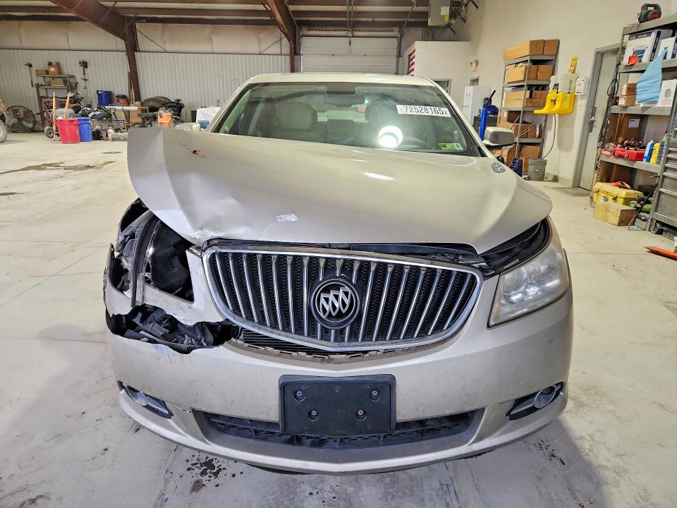 Photo 5 from auction – 2013 BUICK LACROSSE with VIN 1G4GC5ER2DF252213