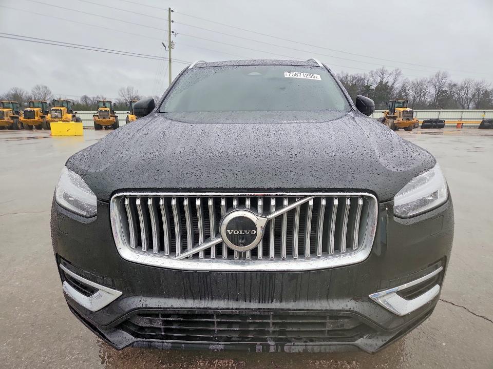 Photo 5 from auction – 2023 VOLVO XC90 with VIN YV4062PA2P1982494
