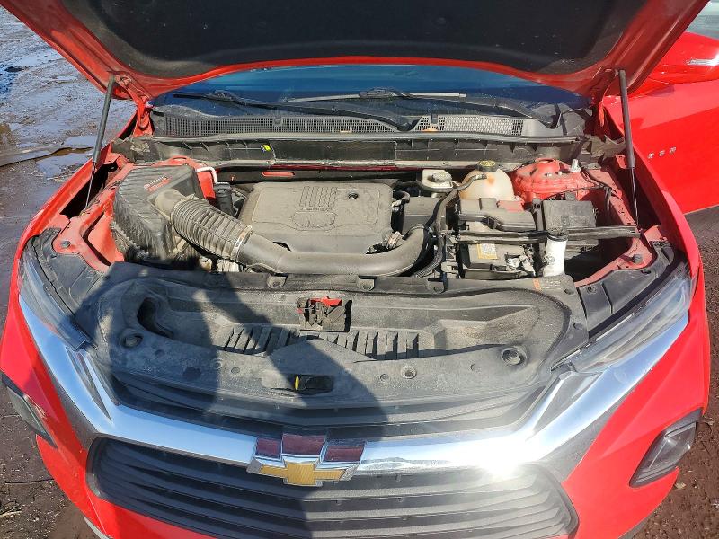 Photo 12 from auction – 2021 CHEVROLET BLAZER with VIN 3GNKBCR43MS564550