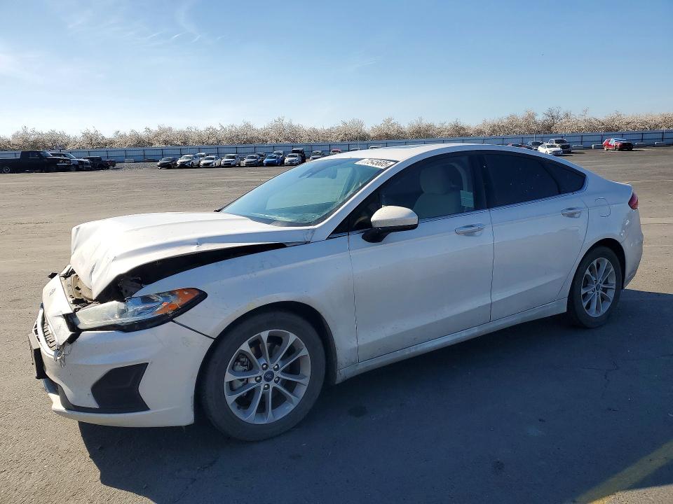 FORD FUSION 2020 with VIN 3FA6P0HD4LR228686 - Photo from auction