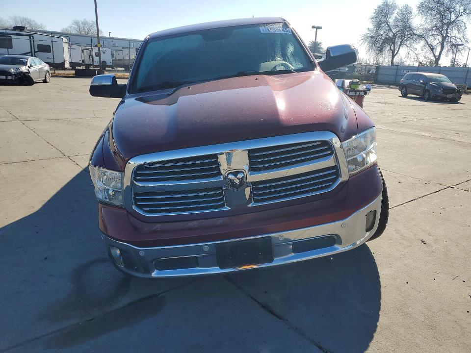 Photo 5 from auction – 2017 RAM 1500 with VIN 1C6RR6GT5HS833588