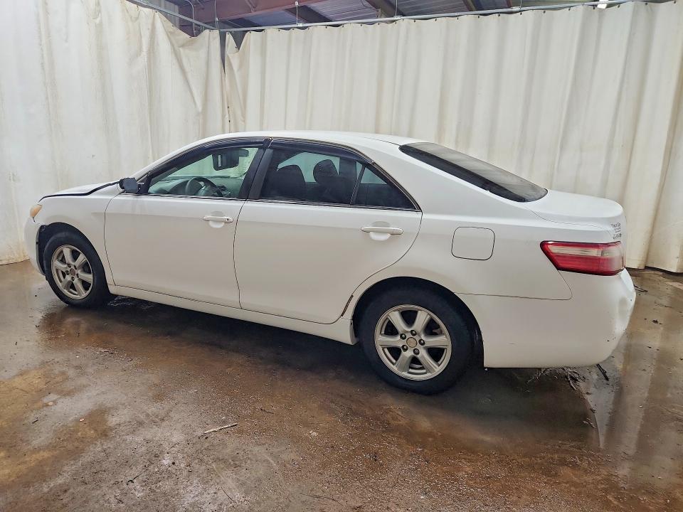 Photo 2 from auction – 2007 TOYOTA CAMRY with VIN 4T1BE46K47U577087