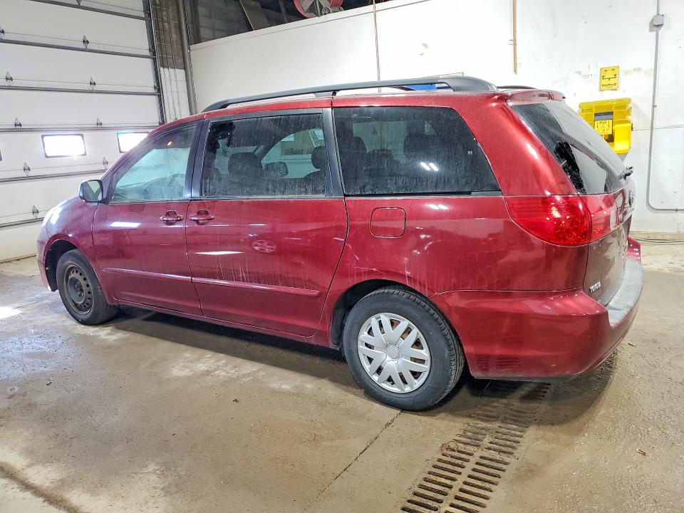 Photo 2 from auction – 2007 TOYOTA SIENNA with VIN 5TDZK23C57S030105