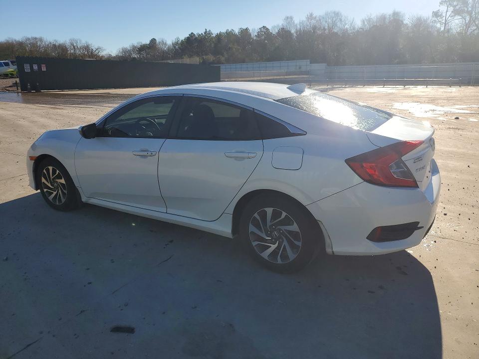 Photo 2 from auction – 2017 HONDA CIVIC with VIN 19XFC2F79HE016198