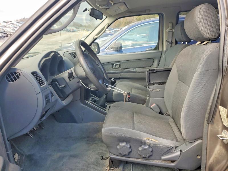 Photo 7 from auction – 2004 NISSAN FRONTIER C with VIN 1N6ED29X74C482621