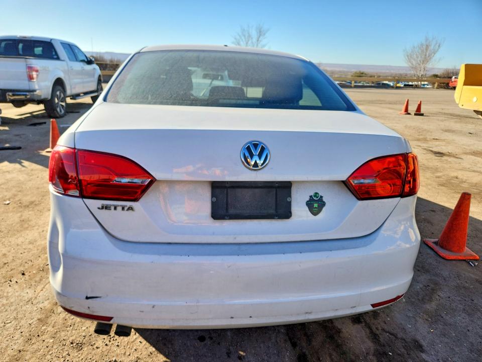 Photo 6 from auction – 2012 VOLKSWAGEN JETTA with VIN 3VW2K7AJ8CM405248