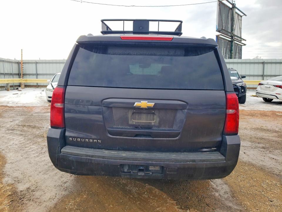 Photo 6 from auction – 2015 CHEVROLET SUBURBAN C with VIN 1GNSCHKC1FR683375