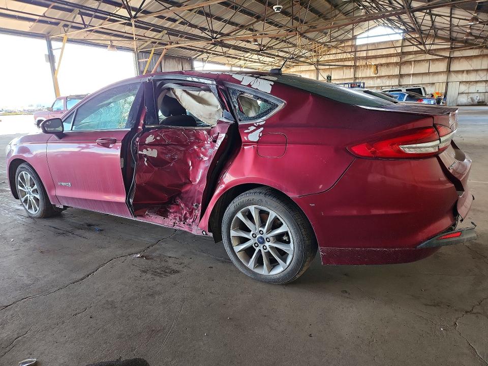 Photo 2 from auction – 2017 FORD FUSION with VIN 3FA6P0LU4HR261010