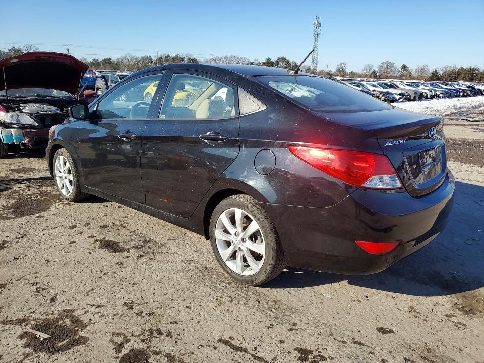 Photo 2 from auction – 2013 HYUNDAI ACCENT with VIN KMHCU4AEXDU380607