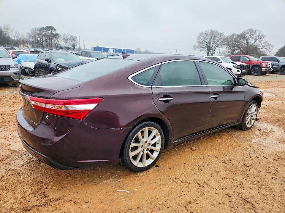 Photo 3 from auction – 2013 TOYOTA AVALON with VIN 4T1BK1EB2DU011529