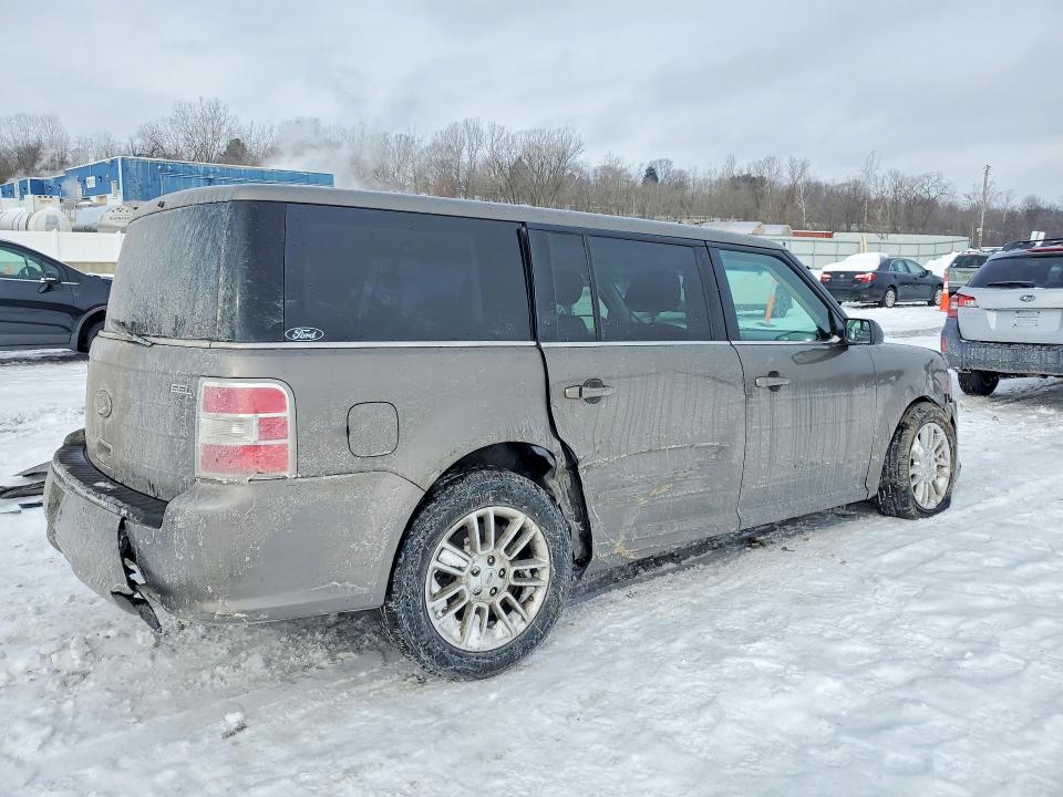Photo 3 from auction – 2013 FORD FLEX with VIN 2FMGK5C88DBD30363