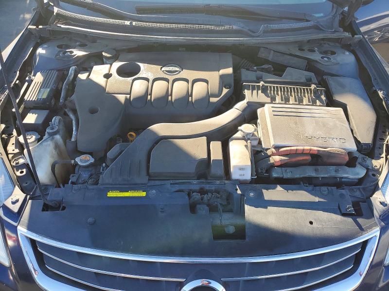 Photo 11 from auction – 2011 NISSAN ALTIMA HYBRID with VIN 1N4CL2APXBC102845