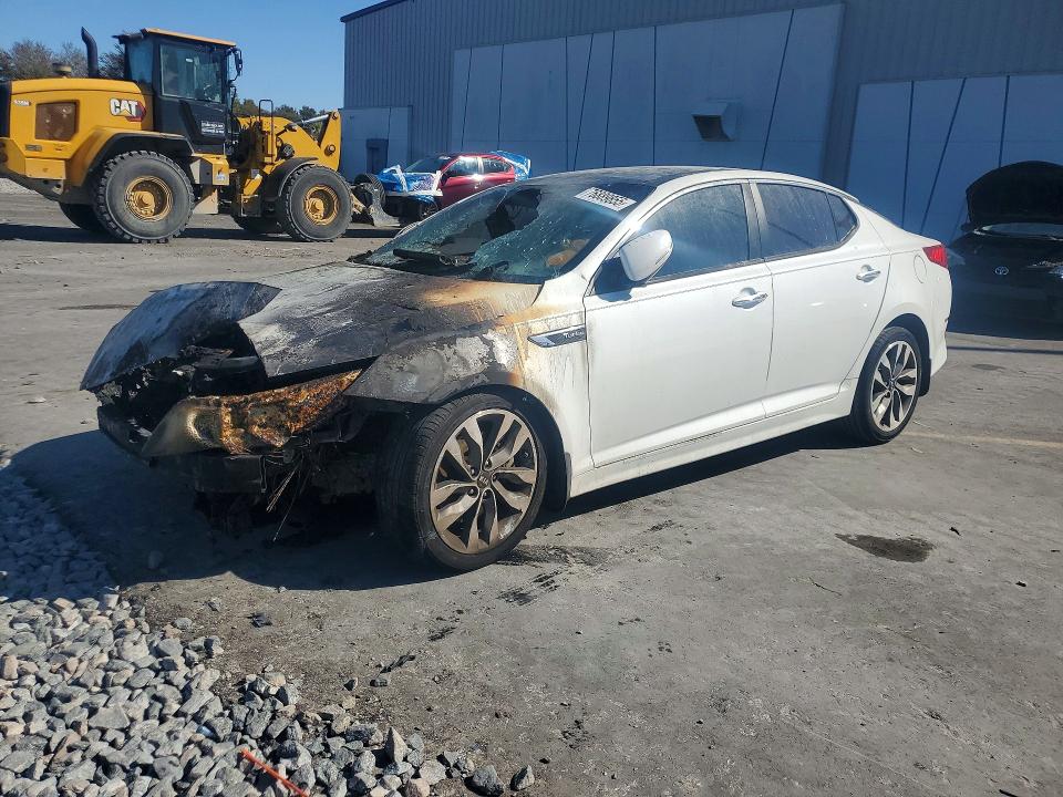 KIA OPTIMA SX 2014 with VIN 5XXGR4A62EG336673 - Photo from auction
