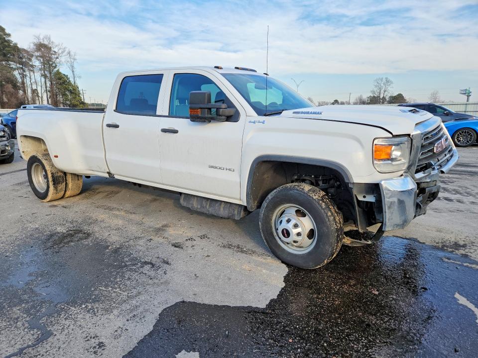 Photo 4 from auction – 2019 GMC SIERRA with VIN 1GT42TCY1KF250412