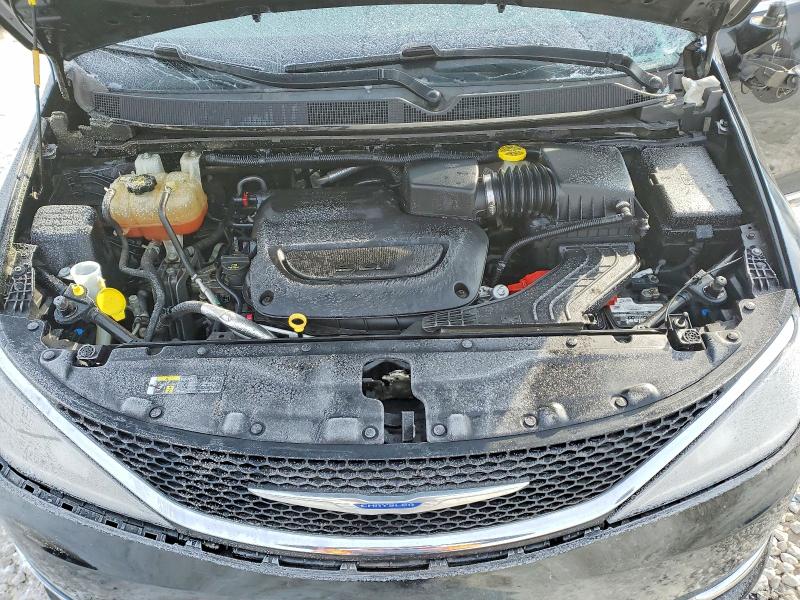 Photo 12 from auction – 2019 CHRYSLER PACIFICA with VIN 2C4RC1BG4KR597161