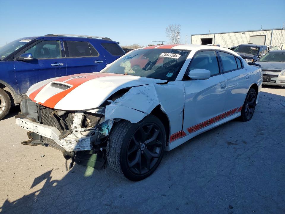 DODGE CHARGER 2019 with VIN 2C3CDXHG4KH684999 - Photo from auction
