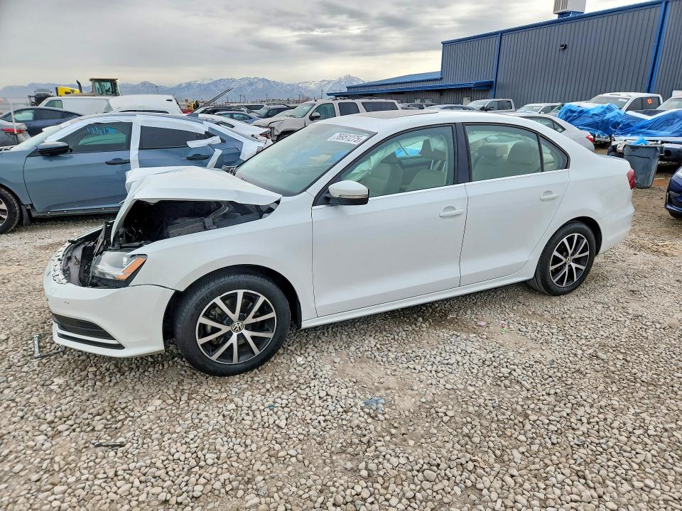 Photo 1 from auction – 2017 VOLKSWAGEN JETTA with VIN 3VWDB7AJ8HM364393