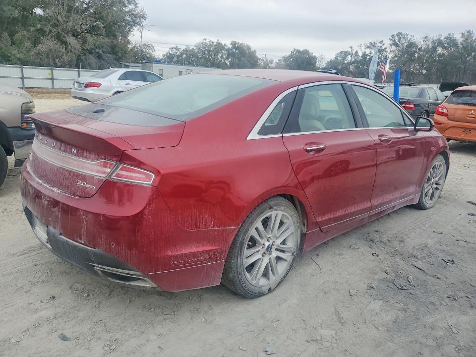 Photo 3 from auction – 2016 LINCOLN TOWNHOUSE MKZ with VIN 3LN6L2G91GR615129