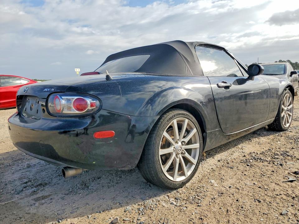 Photo 3 from auction – 2008 MAZDA MX-5 MIATA with VIN JM1NC25F780142587