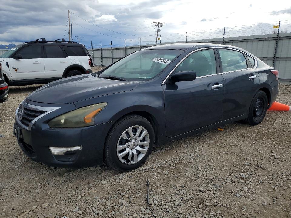 NISSAN ALTIMA 2.5 2014 with VIN 1N4AL3AP0EN209487 - Photo from auction
