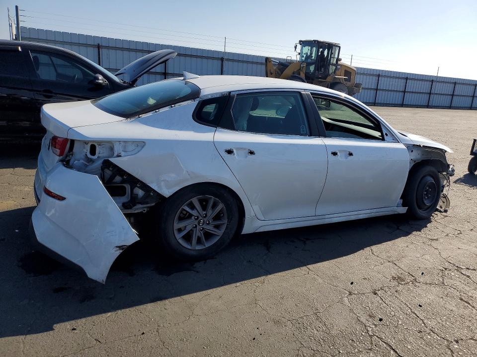 Photo 3 from auction – 2020 KIA OPTIMA with VIN 5XXGT4L39LG449697