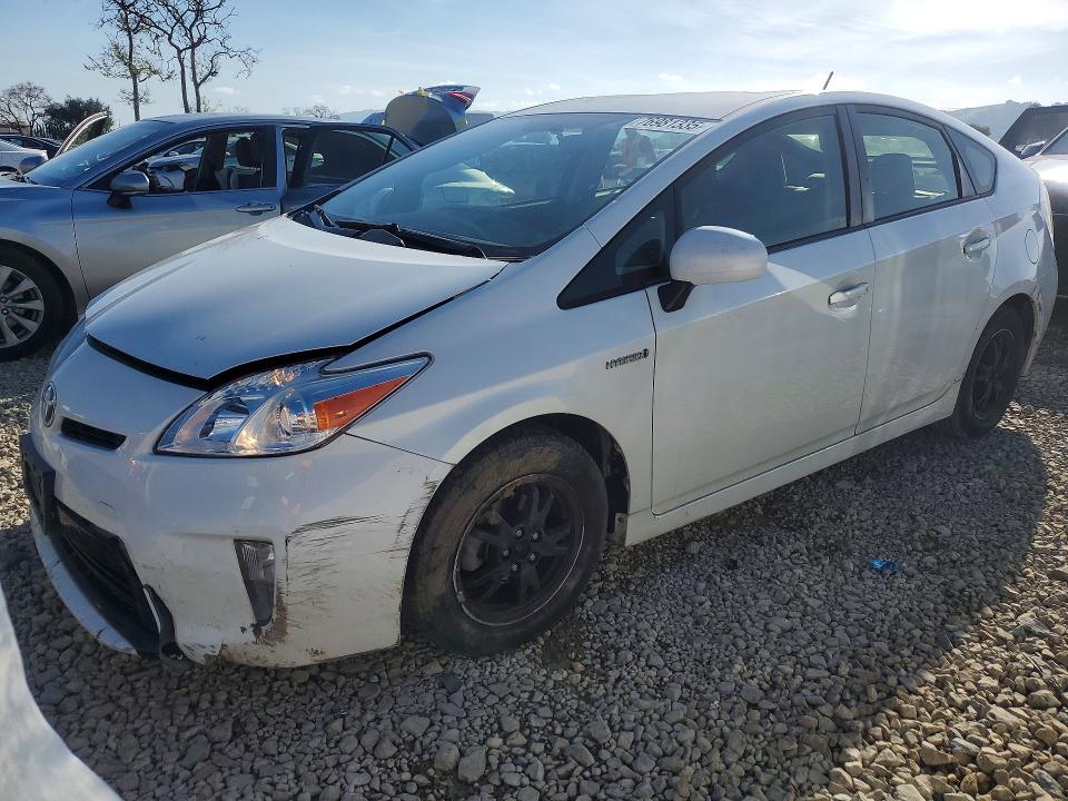 TOYOTA PRIUS 2015 with VIN JTDKN3DU6F1987585 - Photo from auction