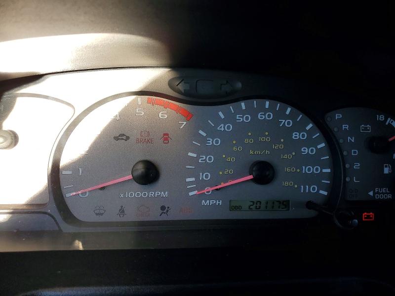 Photo 9 from auction – 2003 TOYOTA SEQUOIA with VIN 5TDZT38A23S197512
