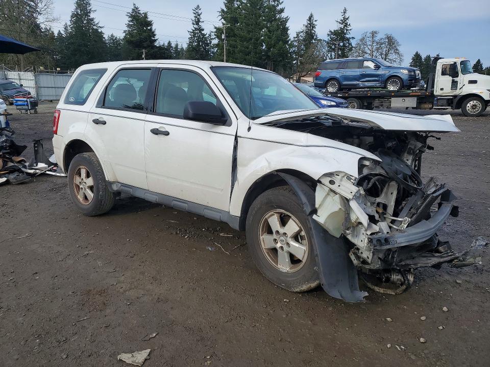 Photo 4 from auction – 2012 FORD ESCAPE with VIN 1FMCU0C72CKC47762