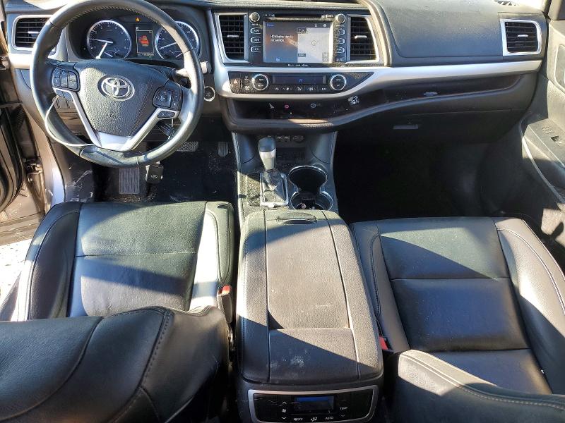 Photo 8 from auction – 2019 TOYOTA HIGHLANDER with VIN 5TDKZRFH6KS568642