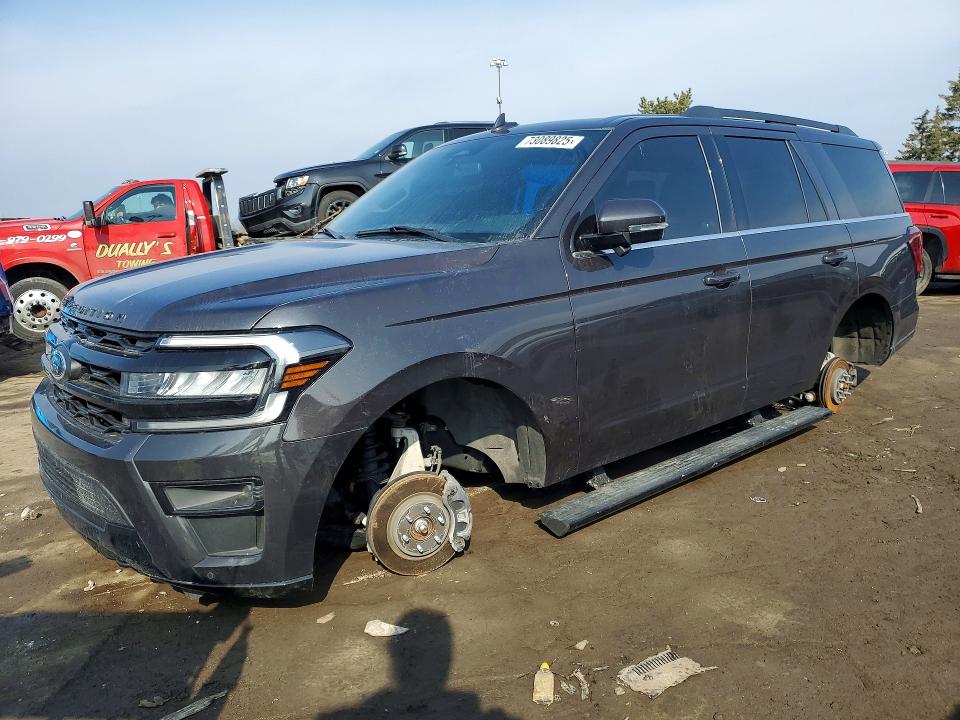 FORD EXPEDITION 2023 with VIN 1FMJU2A84PEA60896 - Photo from auction