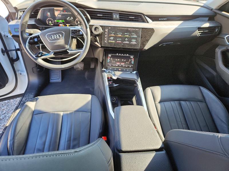 Photo 8 from auction – 2021 AUDI E-TRON with VIN WA1AAAGE1MB012557