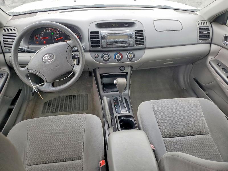 Photo 8 from auction – 2005 TOYOTA CAMRY with VIN 4T1BE30K45U100143