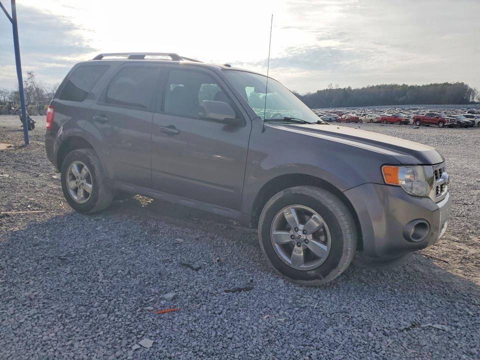 Photo 4 from auction – 2011 FORD ESCAPE with VIN 1FMCU0EG1BKB95214