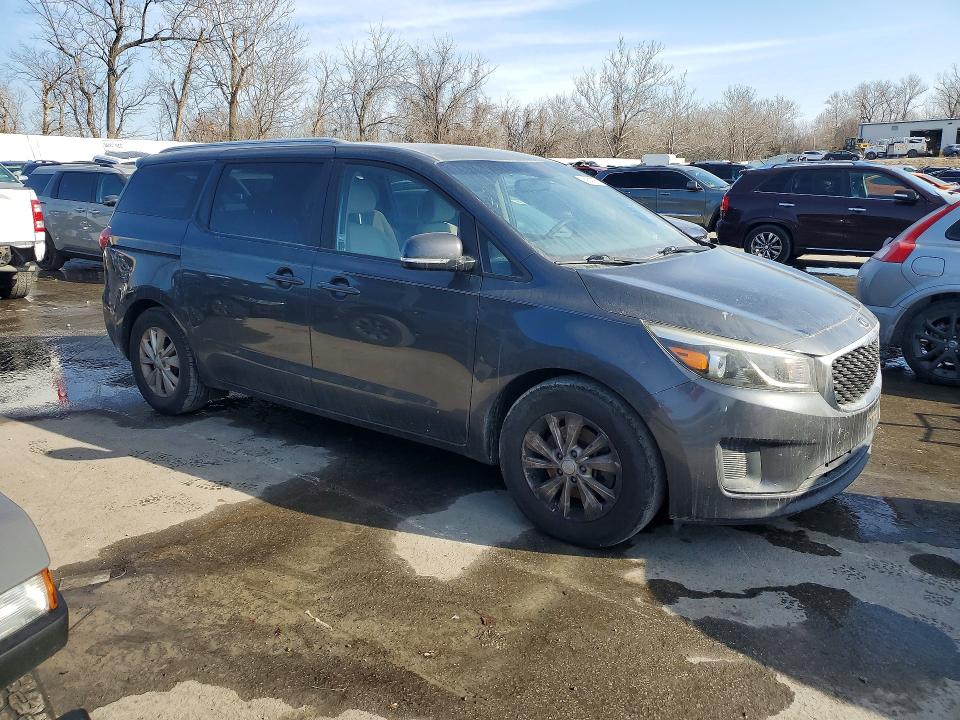 Photo 4 from auction – 2016 KIA SEDONA with VIN KNDMB5C10G6114469