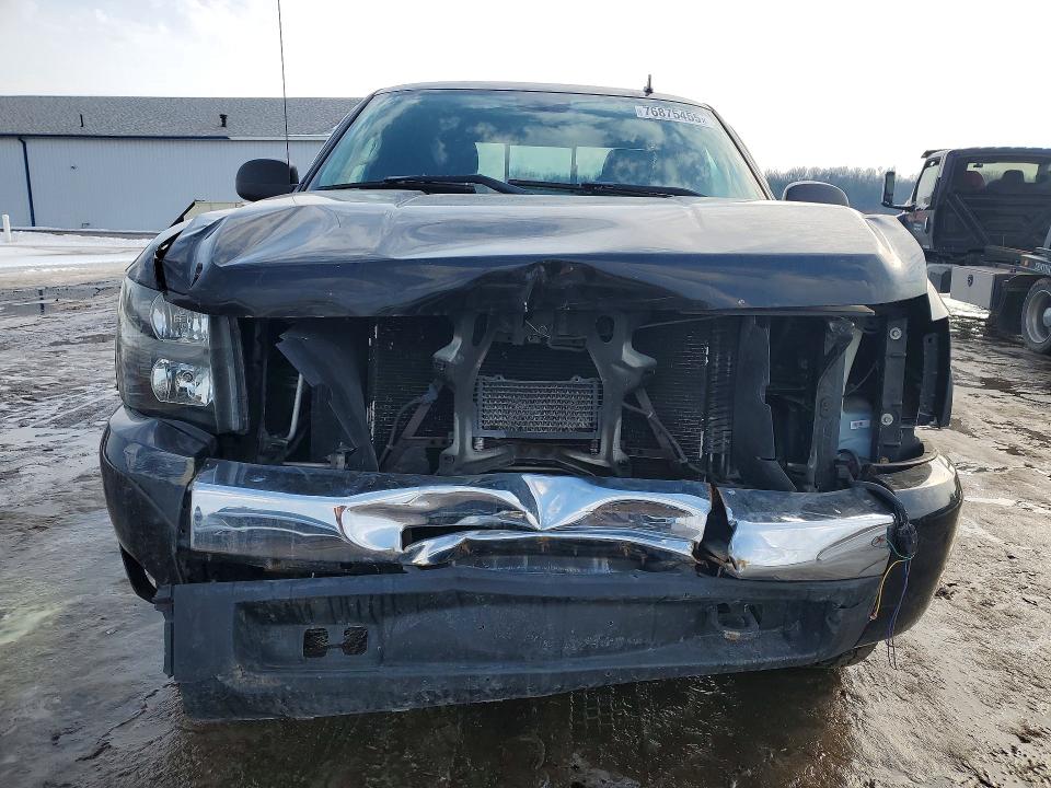 Photo 5 from auction – 2010 CHEVROLET SILVERADO with VIN 1GCSKSE30AZ282946