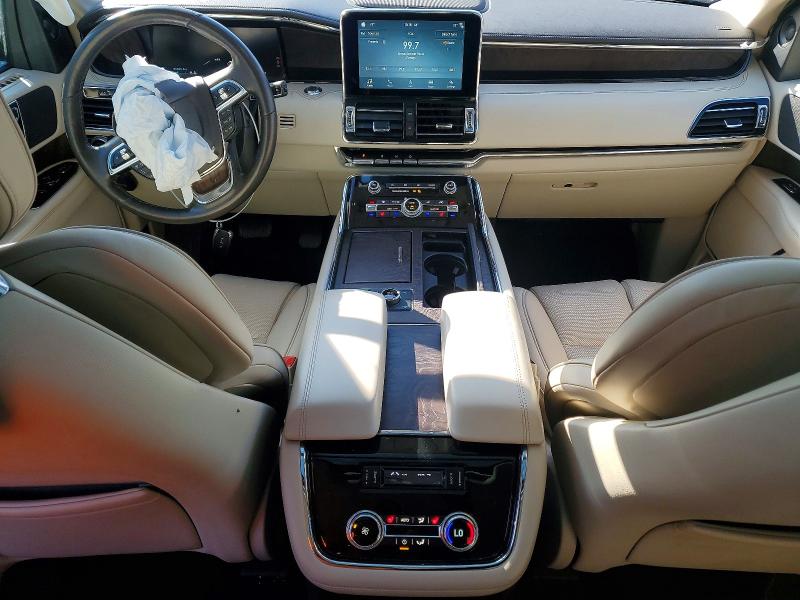 Photo 8 from auction – 2018 LINCOLN NAVIGATOR with VIN 5LMJJ2LTXJEL09734