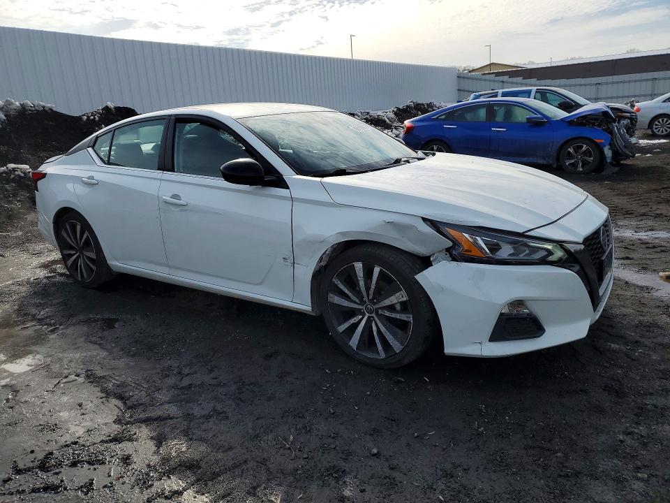 Photo 4 from auction – 2022 NISSAN ALTIMA with VIN 1N4BL4CV2NN339468