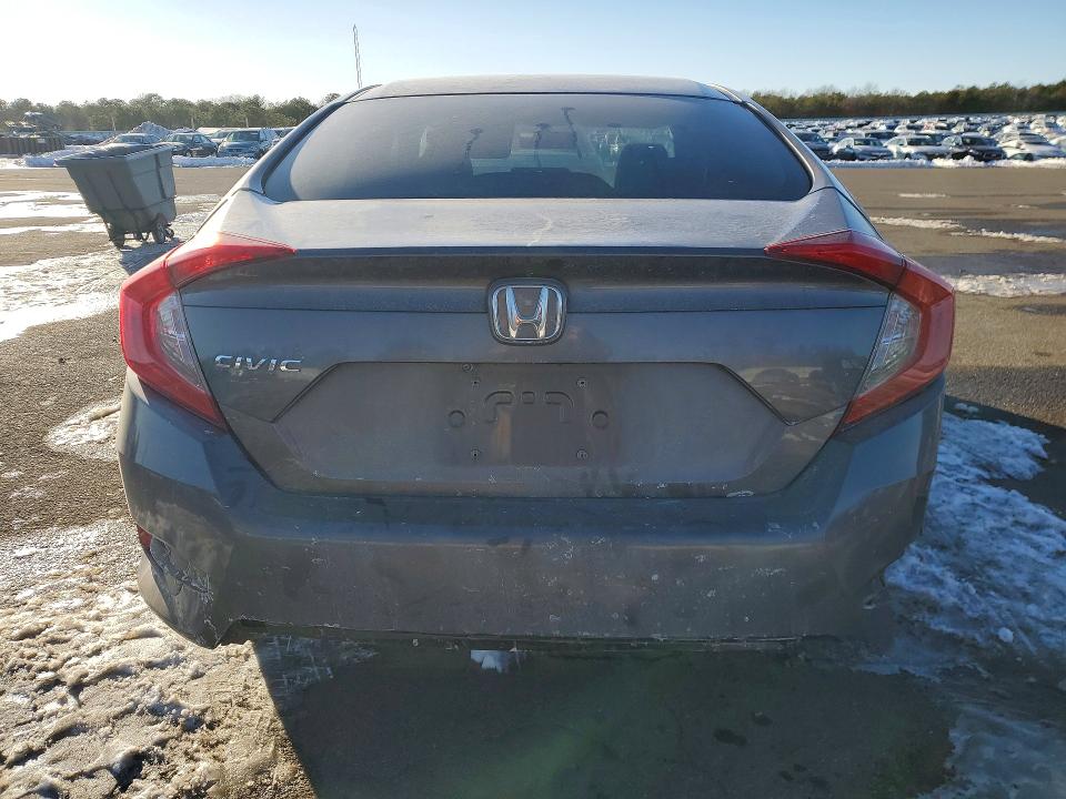 Photo 6 from auction – 2017 HONDA CIVIC LX with VIN 19XFC2F51HE224638