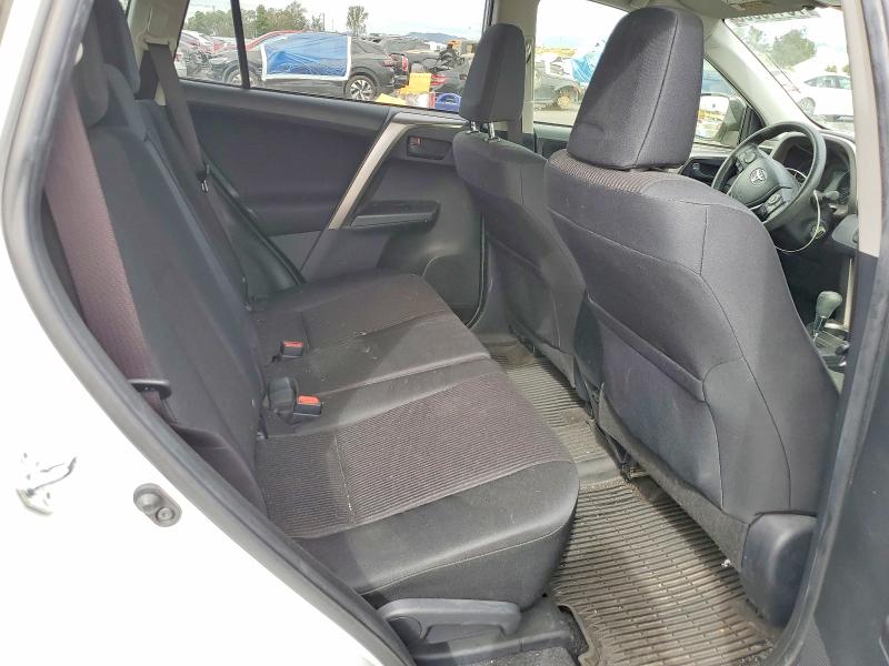Photo 11 from auction – 2018 TOYOTA RAV4 with VIN JTMZFREV2JJ730700