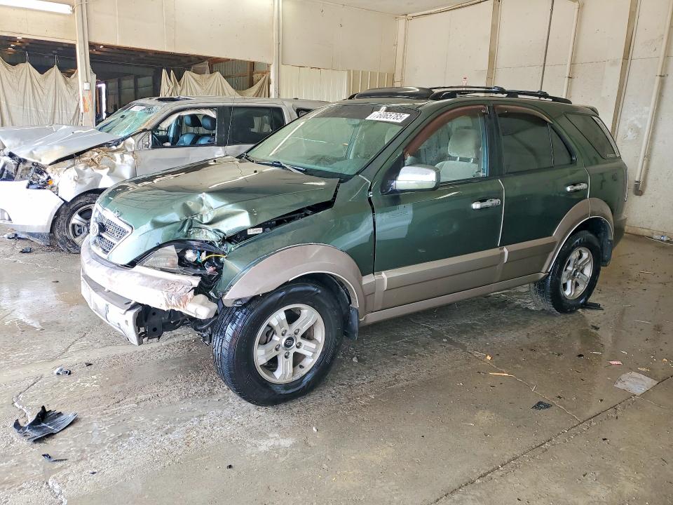KIA SORENTO 2003 with VIN KNDJD733835044648 - Photo from auction