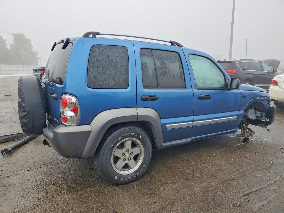 Photo 3 from auction – 2006 JEEP LIBERTY with VIN 1J4GL48K06W146739