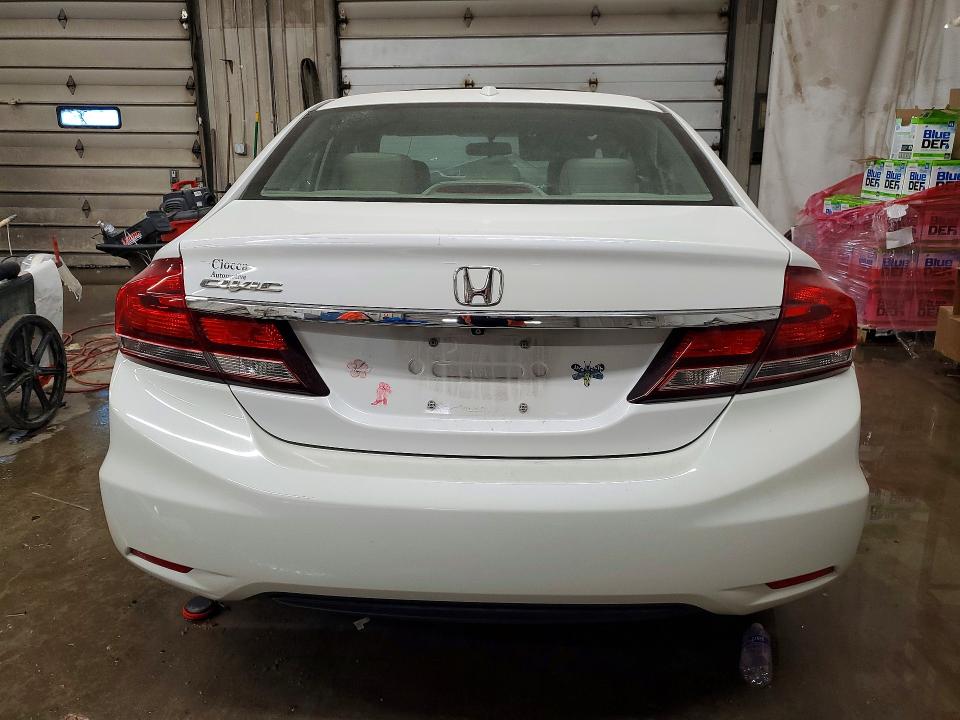Photo 6 from auction – 2015 HONDA CIVIC with VIN 19XFB2F9XFE270438