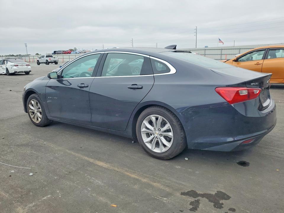 Photo 2 from auction – 2023 CHEVROLET MALIBU with VIN 1G1ZD5ST2PF226895