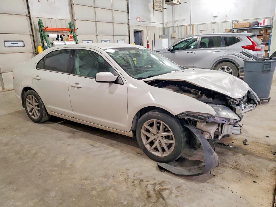 Photo 4 from auction – 2010 FORD FUSION with VIN 3FAHP0JG8AR383767