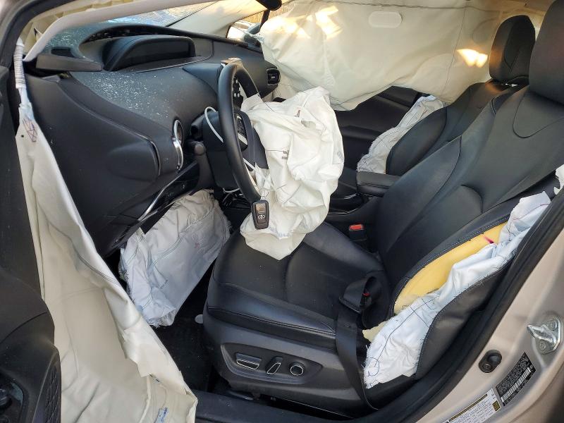 Photo 7 from auction – 2017 TOYOTA PRIUS PRIME with VIN JTDKARFP7H3002191