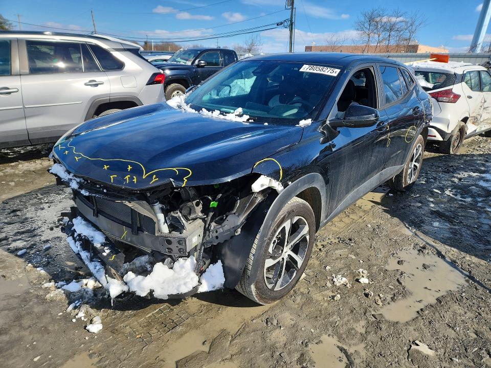 CHEVROLET TRAX 2024 with VIN KL77LGE28RC096705 - Photo from auction