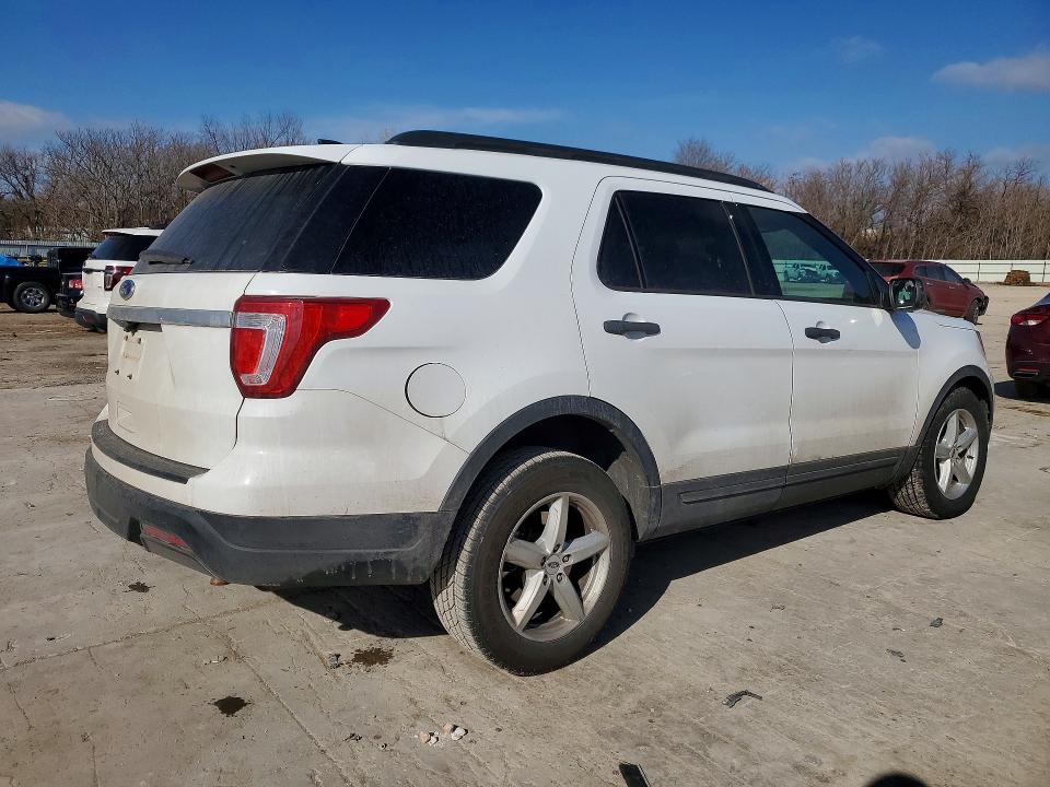 Photo 3 from auction – 2018 FORD EXPLORER with VIN 1FM5K7B86JGB43020
