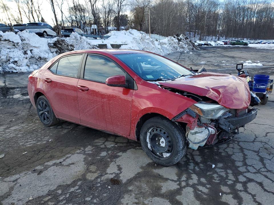 Photo 4 from auction – 2015 TOYOTA COROLLA with VIN 2T1BURHE3FC422599